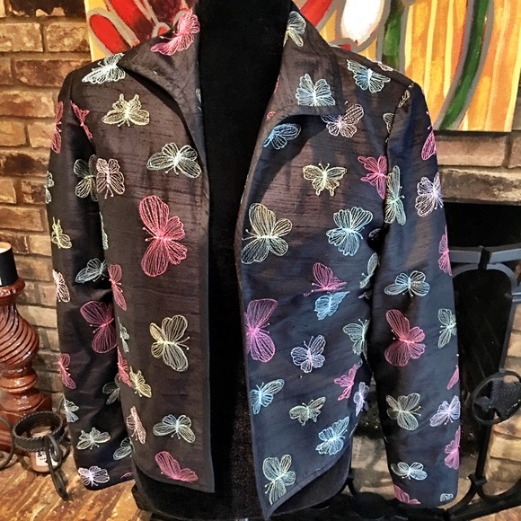Peck & Peck Jackets & Blazers - Peck & Peck 100% Silk Lined Butterfly Jacket - Size 8